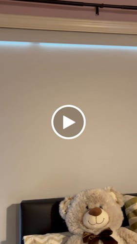 Customer video review of SmartWings Motorized Roller Shades 100% Blackout Essential