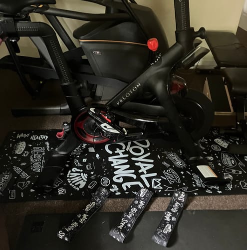 Customer photo review of LIMITED EDITION Royal Change Graffiti Yoga Mat | 5MM