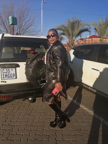 Segopotso T. review of Rock & Co Oath 1 - Black image 1 out of 1