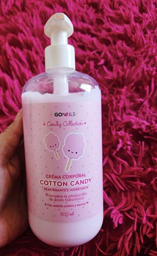 Customer photo review of Crema de Cuerpo Reafirmante e Hidratante Cotton Candy 500 ml