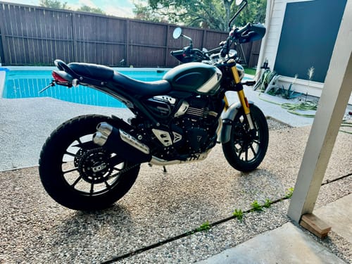 Customer photo review of Triumph Speed 400 & Scrambler 400 Plug & Play Tail Kit