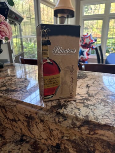 Customer photo review of Blanton's Single Barrel Bourbon 700ml