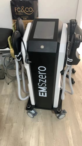 Customer photo review of Professional EMSZERO Body Sculpting Machine 5 in 1