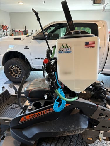 Customer photo review of GCI Turf Spot Buddy 5 Gallon Sprayer