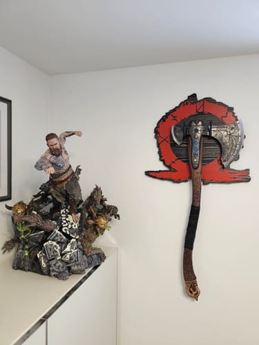 Customer photo review of Vertical axe wall display mount
