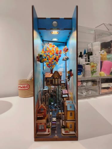 Customer photo review of Travel With The Wind DIY Book Nook