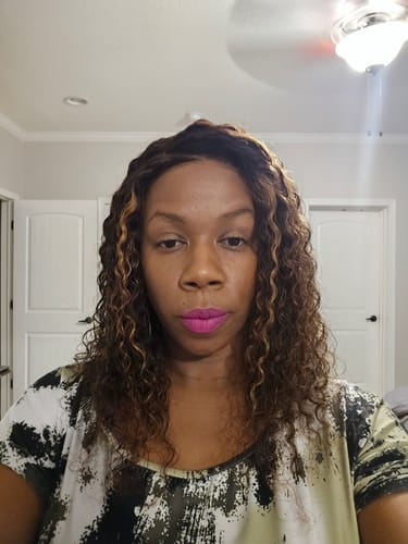 Customer photo review of AlwaysAmeera Same | Wavymy TikTok Viral Pre-cut Lace Wear Go Casual Blonde Highlights Water Wave Minimalist 4x6 Lace Wigs Dome Cap Glueless with Natural Hairline Wig