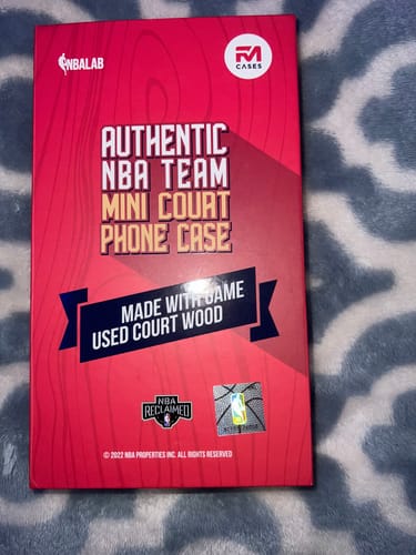 Customer photo review of Denver Nuggets - NBA Authentic Wood Case