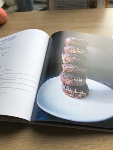 Customer photo review of The Cake Cookbook (Dansk)
