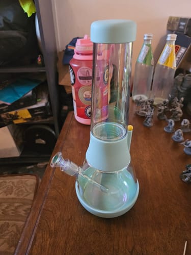 Customer photo review of The Bong Iridescent - Sky