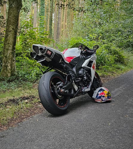 Customer photo review of Yamaha R1