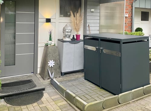 Customer photo review of Moderne Mülltonnenbox MB3 | Anthrazit (RAL7016) | stabil & pulverbeschichtet | 2er-Box