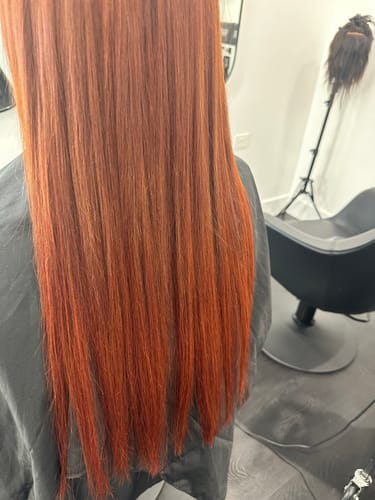 Customer photo review of 22" Mini Weft Hair Extensions 1pc/50g