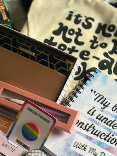 Customer photo review of Freebie Club-X Purse