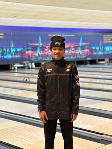 Customer photo review of FULL-ZIP JACKET - TECH CAMO