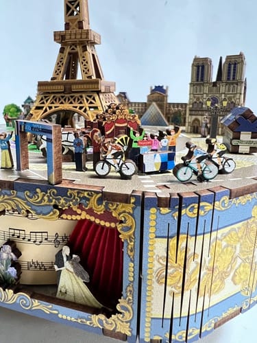 Customer photo review of Creative Musical Puzzle DIY Rotating 3D Music Box