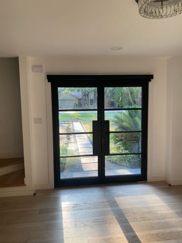 Customer photo review of SmartWings Motorized Roller Shades 100% Blackout Eclipse