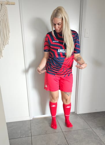 Customer photo review of Shorts Red - Unisex