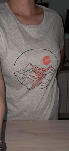 Customer photo review of Sunset View - Damen Premium Organic Shirt