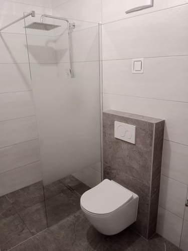 Customer photo review of SONNI Walk In Dusche Duschabtrennung Duschwand Nano Milchglas(teilsatiniert) Glasstärke 8/10mm Breite 70-140cm