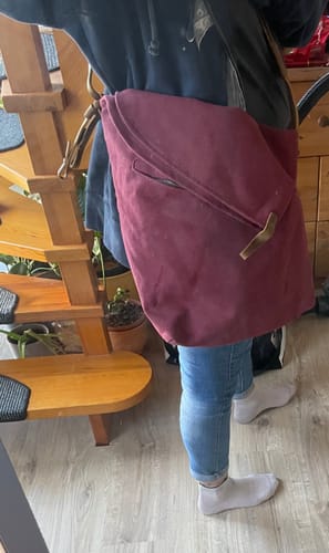 Customer photo review of Umhängetasche "Wanderlust" Weinrot
