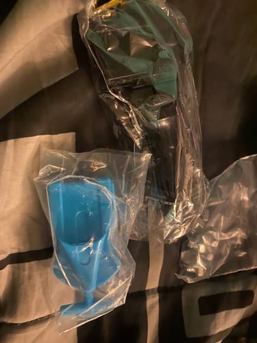 Customer photo review of Takara Tomy Beyblade Mystery Box (Metal Fusion / Fury / Masters) - 7 BEYBLADES + 2 ACCESSORIES!