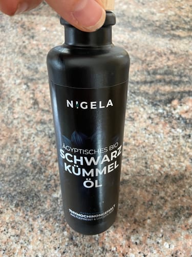 Customer photo review of Ägyptisches Bio Schwarzkümmelöl ungefiltert - kaltgepresst in Rohkostqualität - 200ml