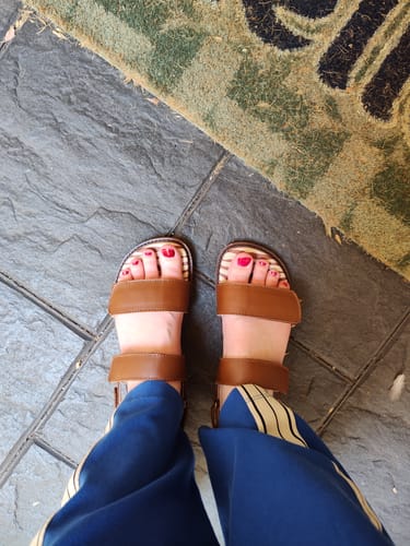 Customer photo review of SAFARI SANDALS - HOT CHOC