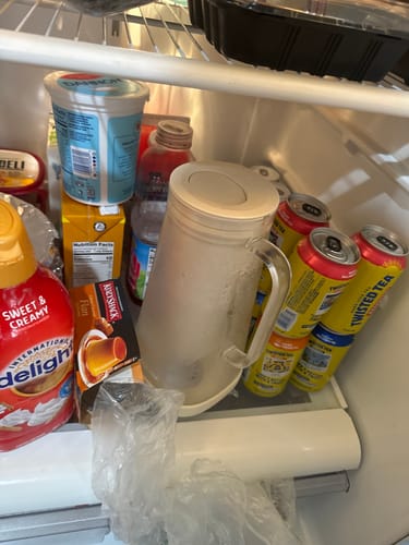 Customer photo review of Glacierfresh P02 10 Cup Glass Water Pitcher With Filter