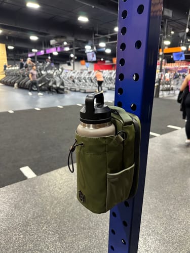 Customer photo review of MAGNETIC BOTTLE BAG GREEN (PRE-SALE)