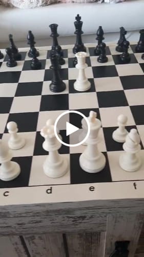 Customer video review of Tablero de Ajedrez Profesional de Vinilo Doble Peso