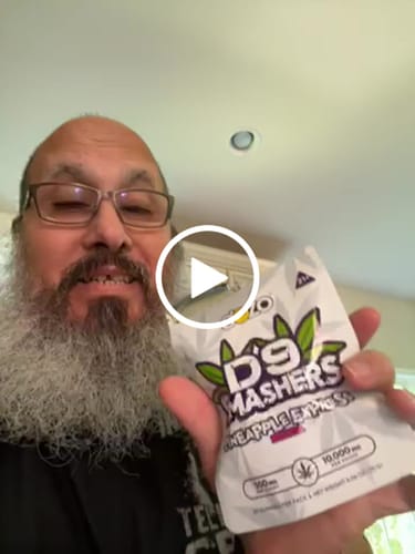 Customer video review of D9 Smasher | Tropical Punch (Sativa)
