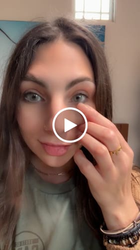 Customer video review of Monalisa Elegance Gem Grey Colored Contact Lenses