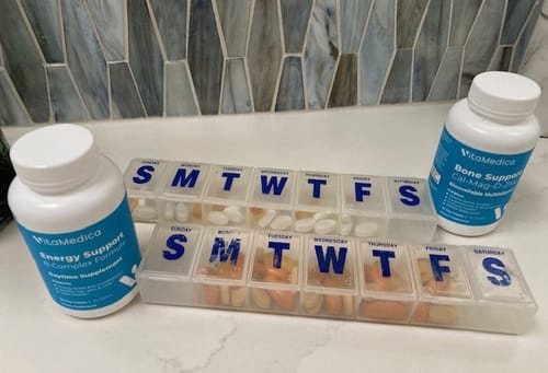 Customer photo review of Day & Night Multivitamins