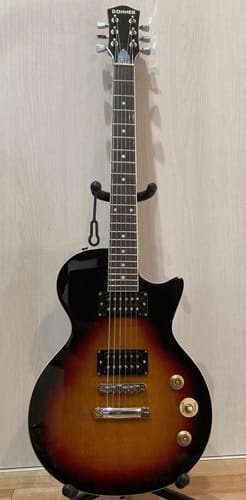 Customer photo review of Donner DL-124 LPタイプ 39インチエレキギター 初心者セット フルサイズ ポプラ材 HHピックアップ配列 専用ケース ストラップ シールド付