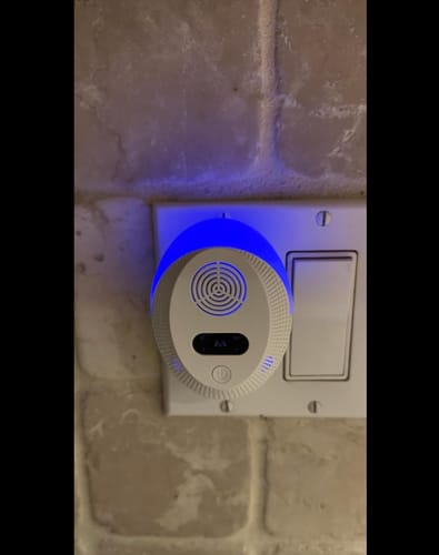 Customer photo review of Ultrasonic Pest Repel Plug-ins – Professional, Safe, Effective