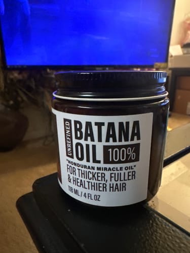 Customer photo review of 100% Unrefined Batana Oil 4 oz