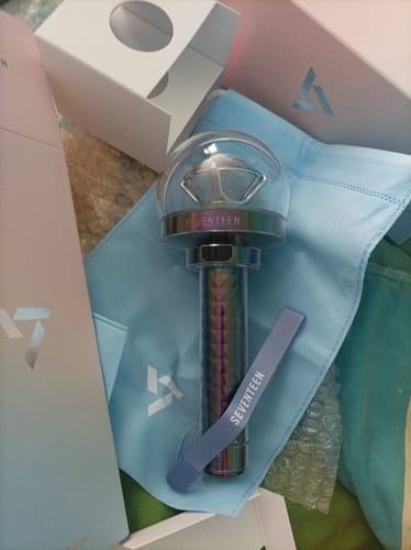 Customer photo review of SEVENTEEN - OFFICIAL LIGHT STICK VER.3