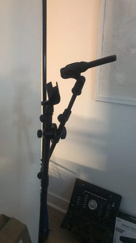 Customer photo review of Moukey マイクスタンド ストレート マイクホルダー 三脚 スタンド ストレート クリップ付き カバーx2 調整可能 折りたたみ 講習会 ライブ スピーチ 放送 ブラック MMs-3