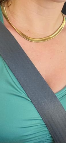 Customer photo review of ‘Rome’ Snake Chain Necklace
