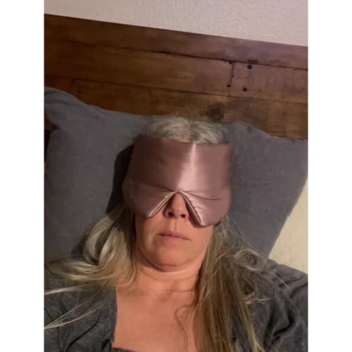 Customer photo review of Masque de Sommeil Profond 100% Soie