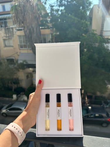 Customer photo review of Miraj Travel Set