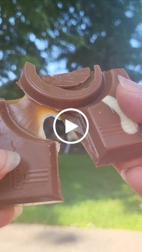 Customer video review of Choc Chip Maple Pancake Bizarre Bar 145g