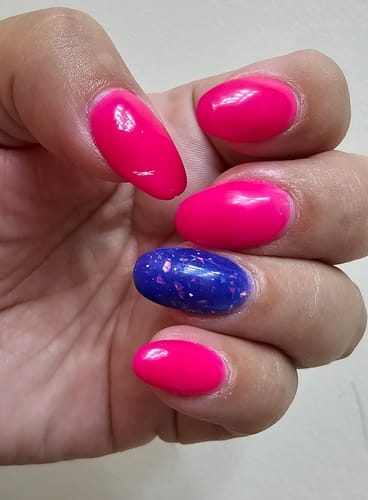 Customer photo review of D163 Staff Pink Crème Dip Powder