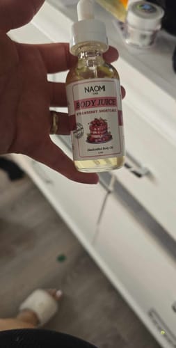 Customer photo review of BOGO Pheremone Body Juice Oil