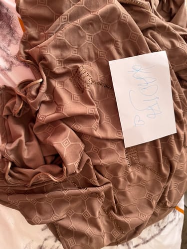 Customer photo review of Royal Wood
