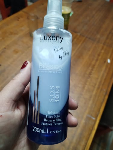 Reseña con foto de un cliente sobre Spray Bifásico 10 en 1 230 ml