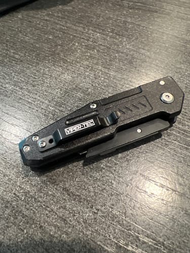 Customer photo review of VT Workman Switchblade Utility Knife