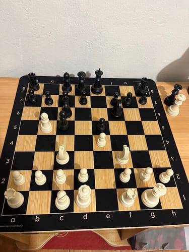 Customer photo review of Tablero de Ajedrez Tipo Madera Mousepad con SET ABS