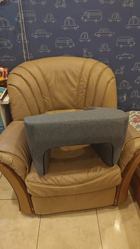 Customer photo review of Frido Ultimate Lap Desk Pillow